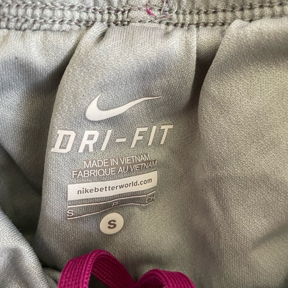 Nike Dri-Fit Workout Shorts Bundle, Elastic Waist-Size Small Pink and Black - Picture 4 of 8